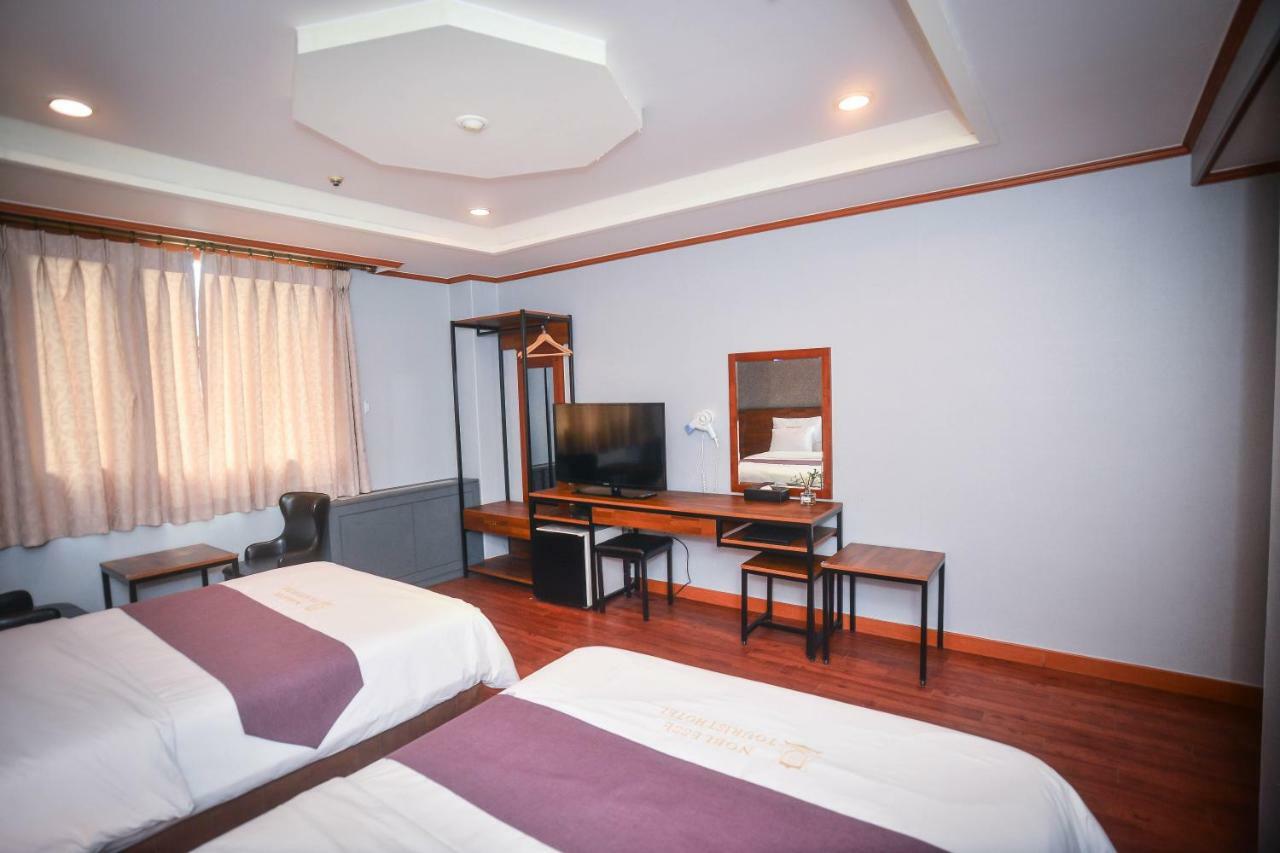 Hotel Noblesse Seoul Exterior foto