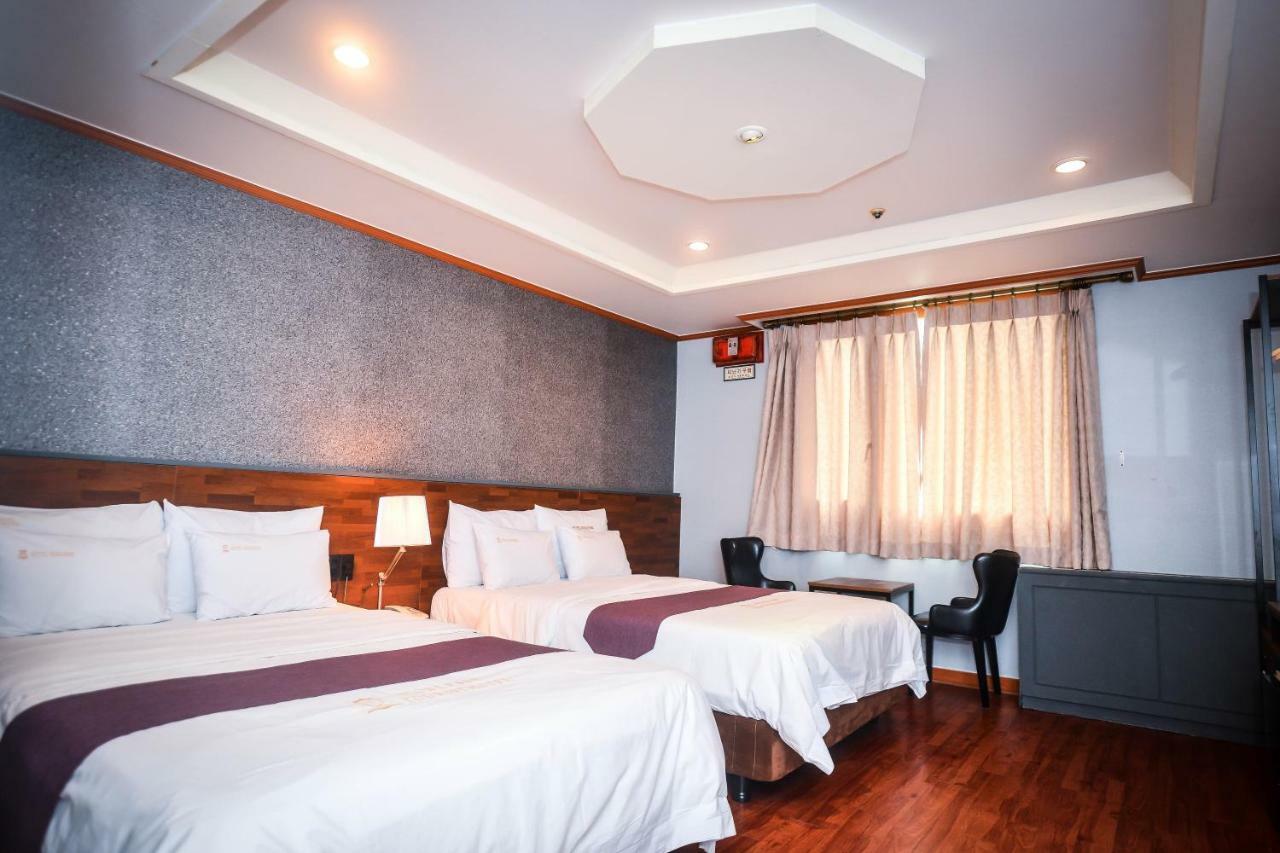 Hotel Noblesse Seoul Exterior foto